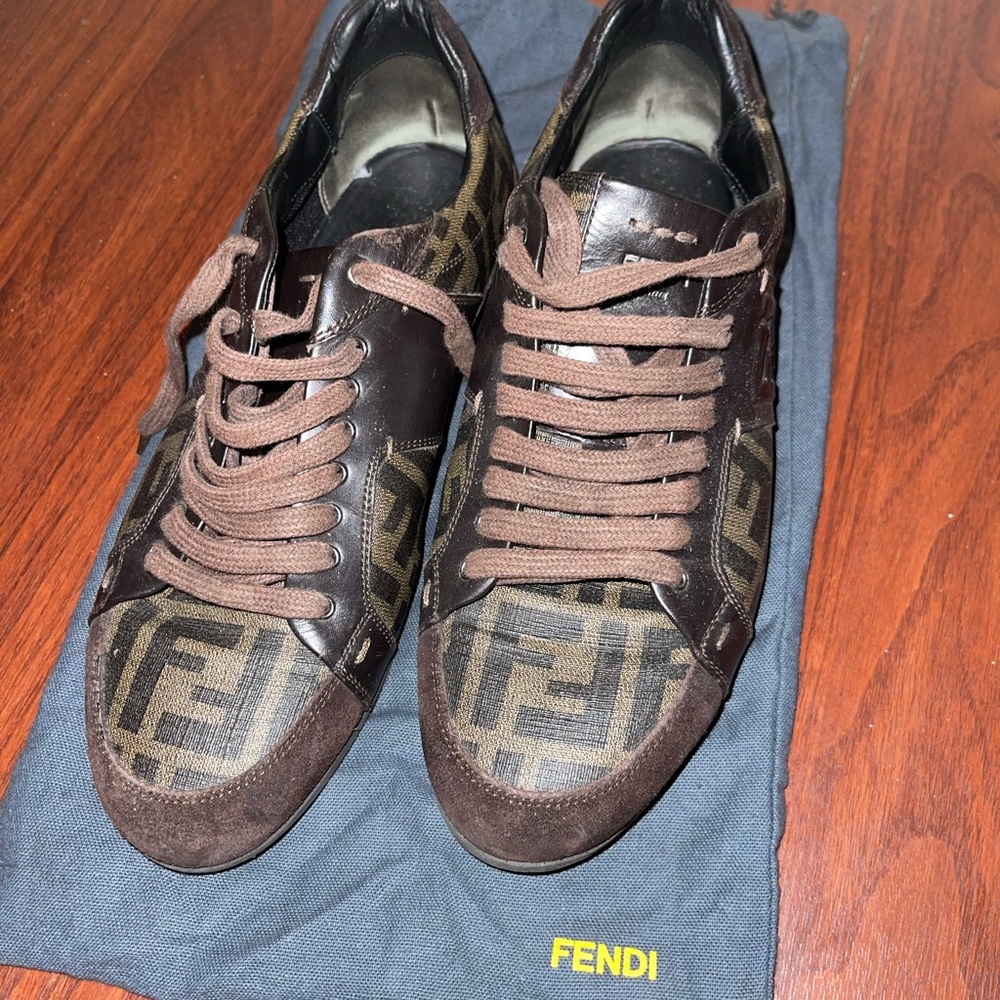 Fendi Casual Sneakers